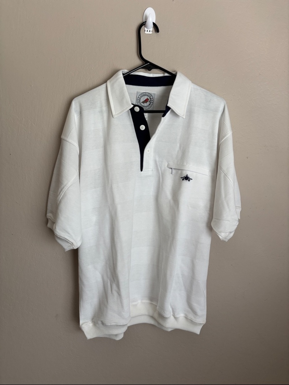 Greenline International-Vintage Men's White Polo Shirt with Navy Trim size med